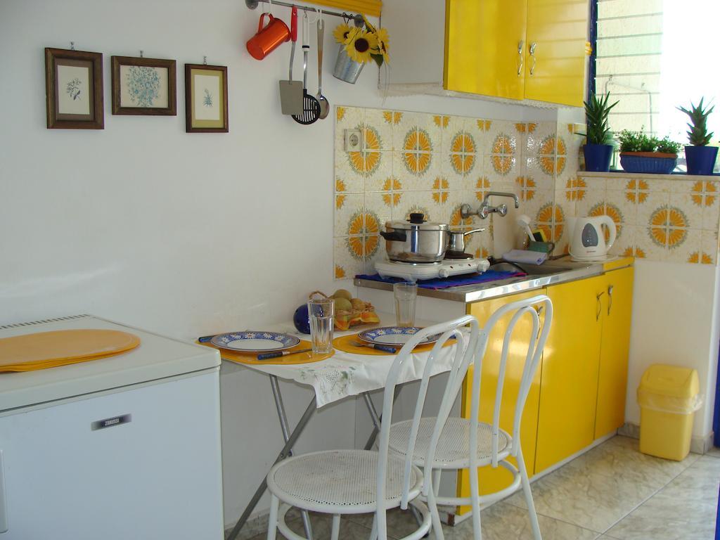 Helios Hotel Agia Marina  ห้อง รูปภาพ